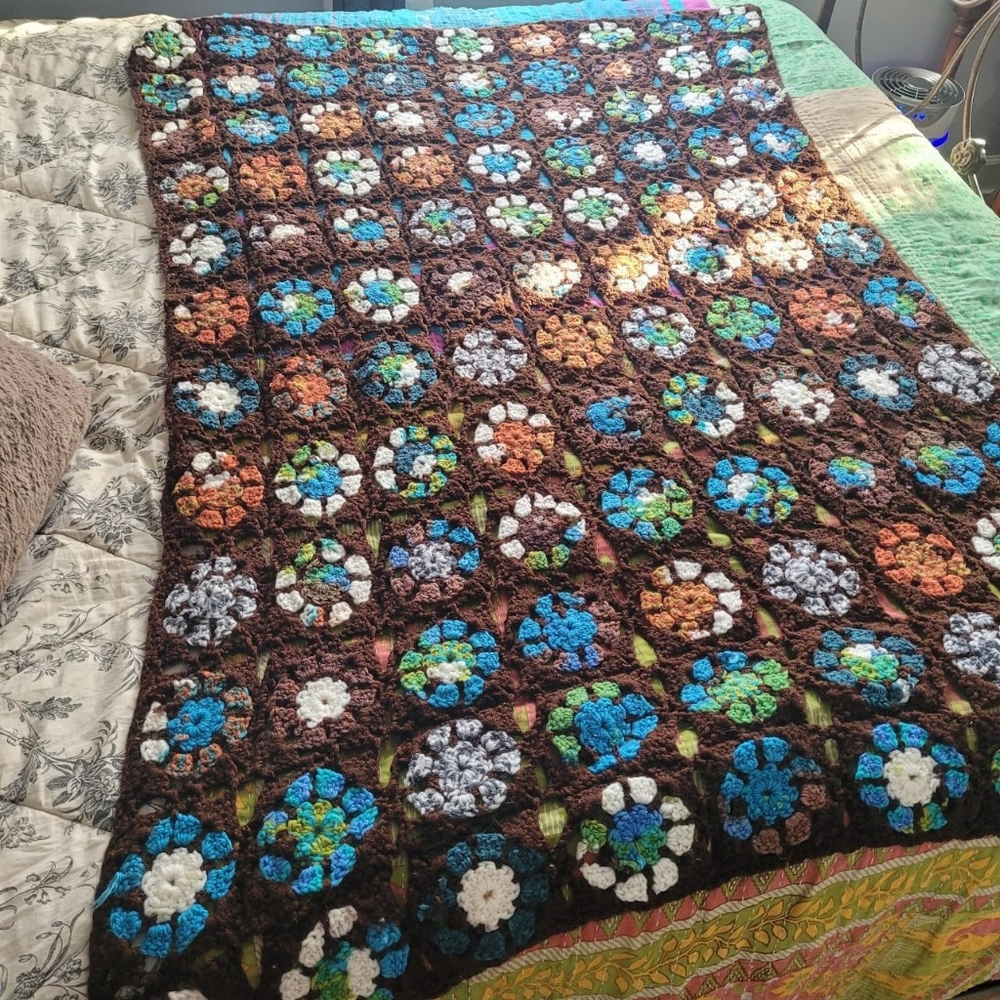 ** SoLD ON VINTED** Handmade Crochet Throw